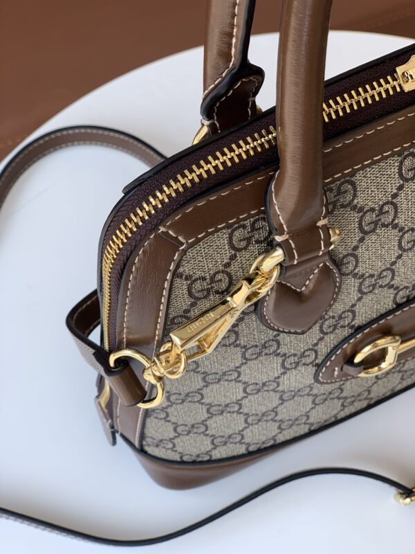 G家👉新款🆕🆕GG1955马衔扣款型小号手提包，是马鞍包之后又一爆款   尺寸：25*24*9cm