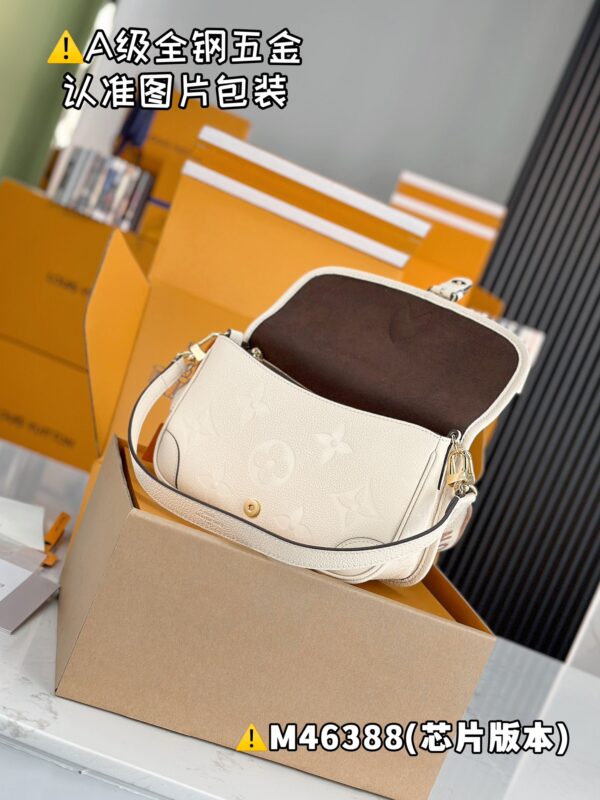 【特级MB原厂皮】 DIANE 手袋型号：M46388材料：A+级全钢五金，进口原厂皮包装：全套特级免税MB包装尺寸：24x15x9cm