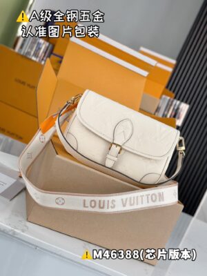 【特级MB原厂皮】DIANE 手袋型号：M46388材料：A+级全钢五金，进口原厂皮包装：全套特级免税MB包装尺寸：24x15x9cm