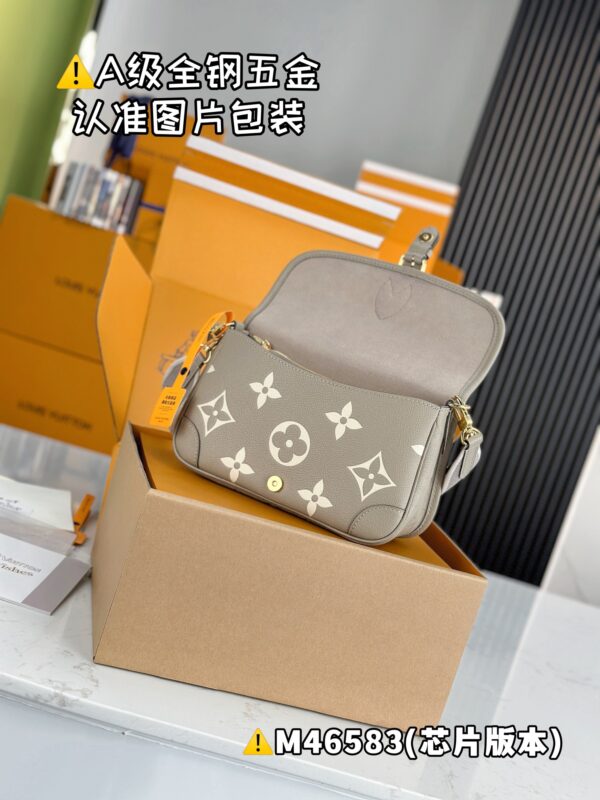 【特级MB原厂皮】 DIANE 手袋型号：M46583材料：A+级全钢五金，进口原厂皮包装：全套特级免税MB包装尺寸：24x15x9cm