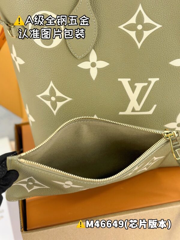 【特级MB原厂皮】NEVERFULL 中号手袋型号：M46649材料：A+级全钢五金，进口原厂皮包装：全套特级免税MB包装尺寸：31x28x14cm。150121600