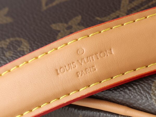 💰升级原版 M14016 M14014 M14013 M14058 M14253 Nil 手袋时尚小巧，属于 Monogram Archive 系列，以 Monogram 涂层帆布制作包身，并饰以牛皮革镶边。手袋融合复古细节与现代雅致格调，包角经过加固，并搭配 Pharrell Williams 新近推出的珍珠拉链。可拆卸手柄与背带灵活便携。25.0 x 17.5 x 11.0 厘米 (长 x 高