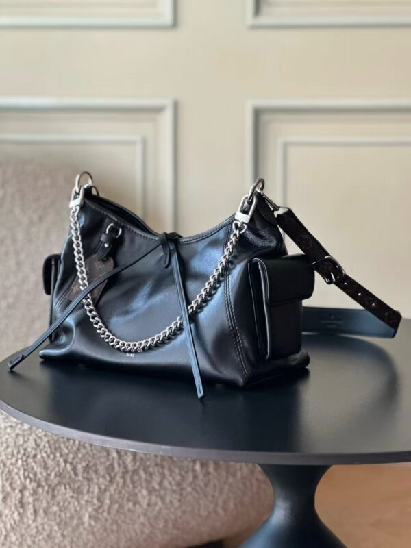 Louis Vuitton CARRYALL CARGO VIBE 小号手袋】33.5x23x15cm