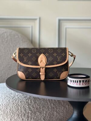 Louis Vuitton DIANE手袋 24x15x9cm
