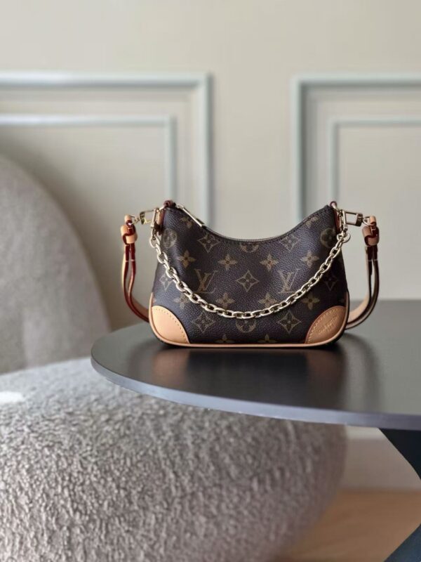 Louis Vuitton NANO BOULOGNE手袋  19x13x8cm  M25519
