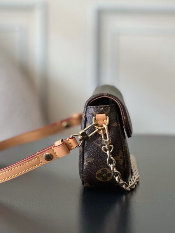 Louis Vuitton WALLET ON CHAIN IVY手袋 23.5x12x4.3cm  M81911