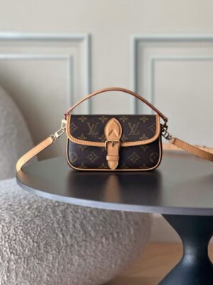 Louis Vuitton NANO DIANE手袋 19x10.5x6cm M83298