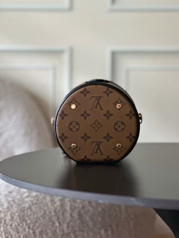 微信图片_20260209001837_145_2 Louis Vuitton CANNES手袋 15x17x15cm M43986